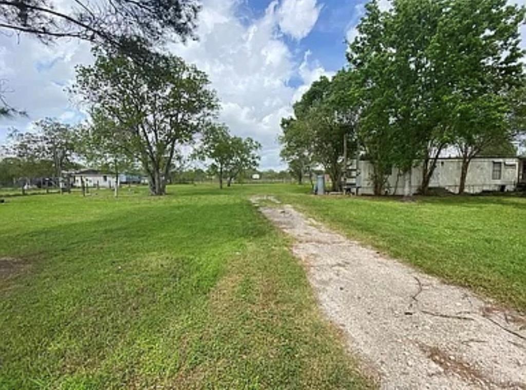 2219 1 County Road 174, Rosharon, Texas 77583, ,Country Homes/acreage,For Sale,County Road 174,76864885