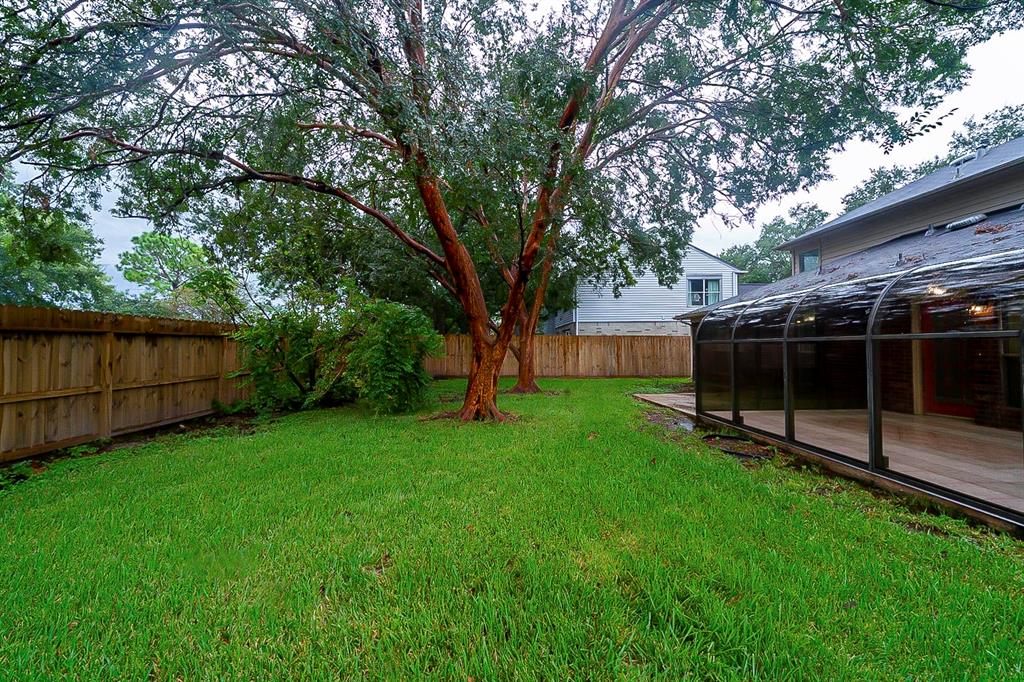 2103 2 Eastland Street, League City, Texas 77573, 4 Bedrooms Bedrooms, 4 Rooms Rooms,2 BathroomsBathrooms,Single-family,For Sale,Eastland,40808706