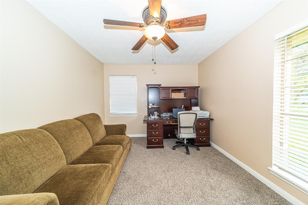 11703 1 Palmsprings Dr, Houston, Texas 77034, 4 Bedrooms Bedrooms, 4 Rooms Rooms,2 BathroomsBathrooms,Single-family,For Sale,Palmsprings Dr,82032060