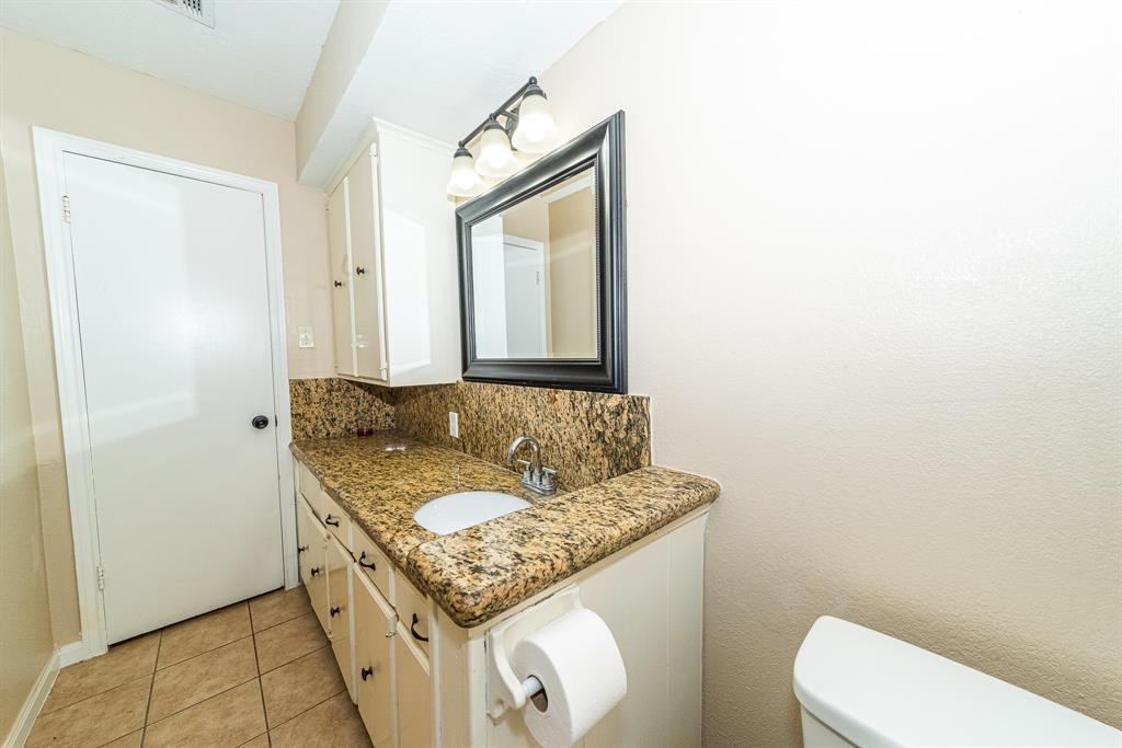 11703 1 Palmsprings Dr, Houston, Texas 77034, 4 Bedrooms Bedrooms, 4 Rooms Rooms,2 BathroomsBathrooms,Single-family,For Sale,Palmsprings Dr,82032060