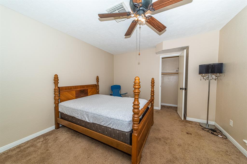 11703 1 Palmsprings Dr, Houston, Texas 77034, 4 Bedrooms Bedrooms, 4 Rooms Rooms,2 BathroomsBathrooms,Single-family,For Sale,Palmsprings Dr,82032060