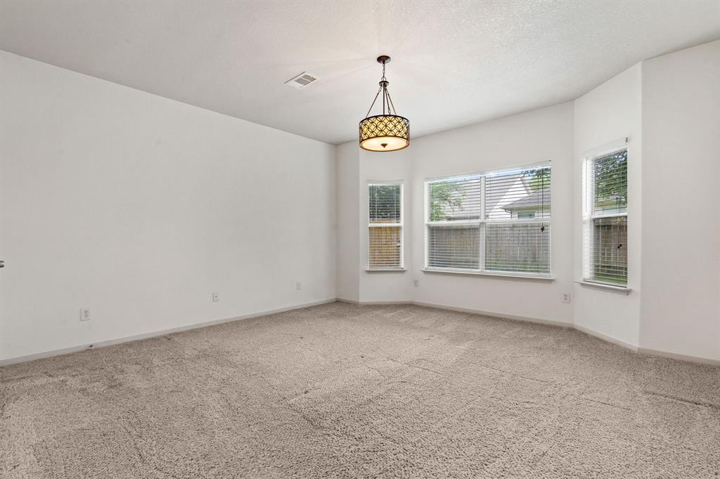 806 2 Levi Bend, Magnolia, Texas 77354, 5 Bedrooms Bedrooms, 10 Rooms Rooms,3 BathroomsBathrooms,Single-family,For Sale,Levi,77410562