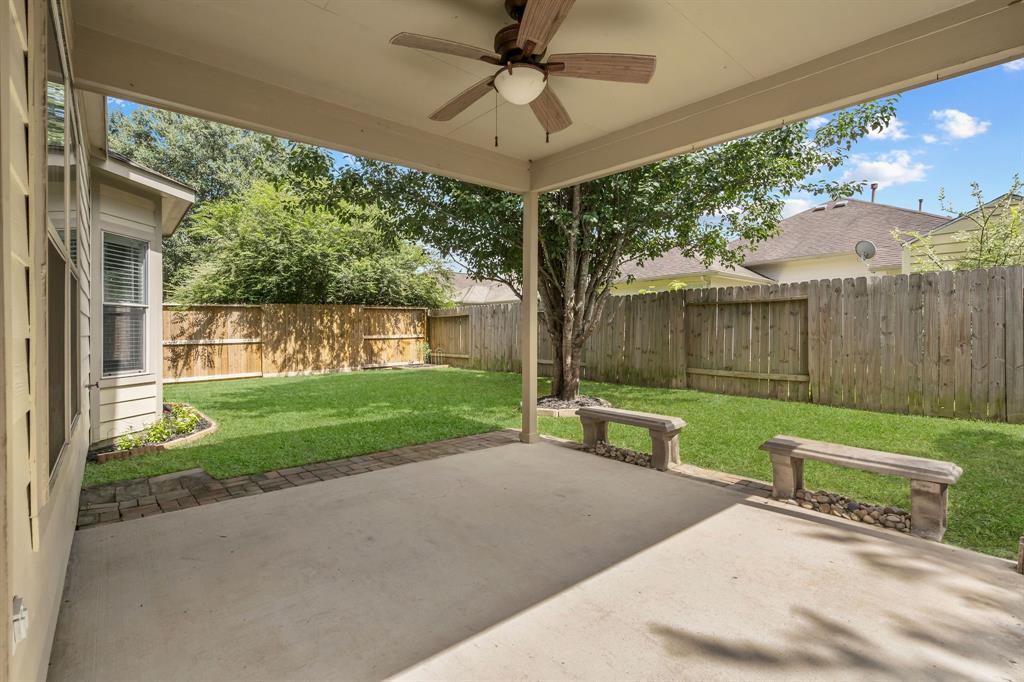 806 2 Levi Bend, Magnolia, Texas 77354, 5 Bedrooms Bedrooms, 10 Rooms Rooms,3 BathroomsBathrooms,Single-family,For Sale,Levi,77410562