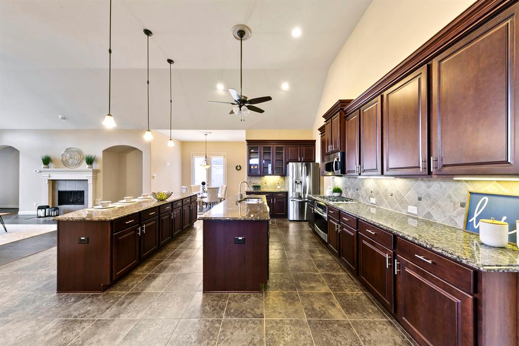 7411 1 Lavaerton Wood Lane, Richmond, Texas 77407, 4 Bedrooms Bedrooms, 10 Rooms Rooms,3 BathroomsBathrooms,Single-family,For Sale,Lavaerton Wood,51089966