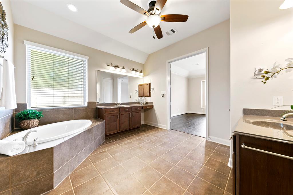 7411 1 Lavaerton Wood Lane, Richmond, Texas 77407, 4 Bedrooms Bedrooms, 10 Rooms Rooms,3 BathroomsBathrooms,Single-family,For Sale,Lavaerton Wood,51089966