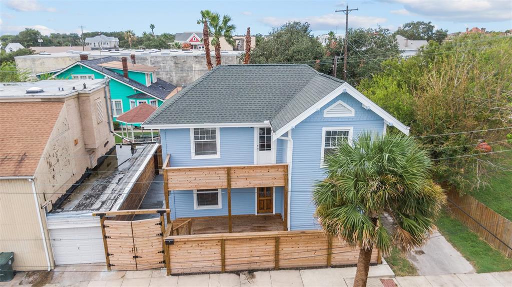 1115 2 22nd Street, Galveston, Texas 77550, 3 Bedrooms Bedrooms, 9 Rooms Rooms,2 BathroomsBathrooms,Single-family,For Sale,22nd,34993324