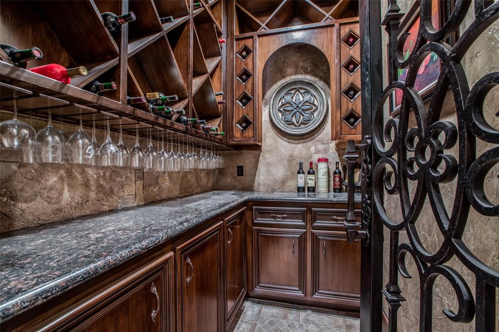 8115 2 Sunset Falls Court, Spring, Texas 77379, 5 Bedrooms Bedrooms, 14 Rooms Rooms,5 BathroomsBathrooms,Single-family,For Sale,Sunset Falls,61792498