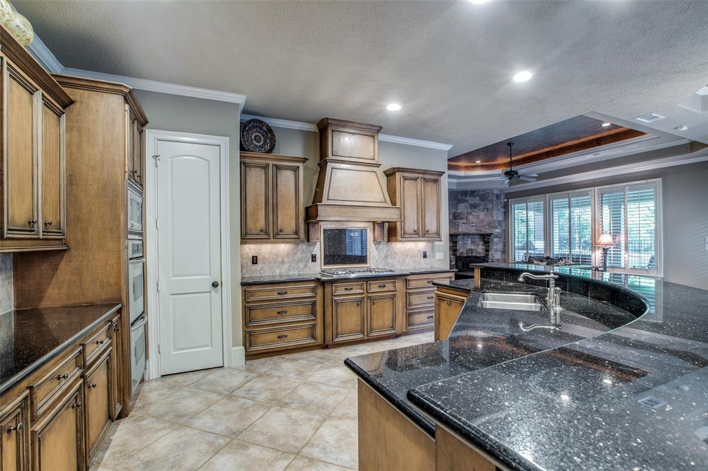 8115 2 Sunset Falls Court, Spring, Texas 77379, 5 Bedrooms Bedrooms, 14 Rooms Rooms,5 BathroomsBathrooms,Single-family,For Sale,Sunset Falls,61792498