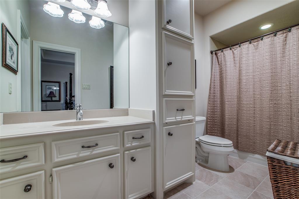 8115 2 Sunset Falls Court, Spring, Texas 77379, 5 Bedrooms Bedrooms, 14 Rooms Rooms,5 BathroomsBathrooms,Single-family,For Sale,Sunset Falls,61792498