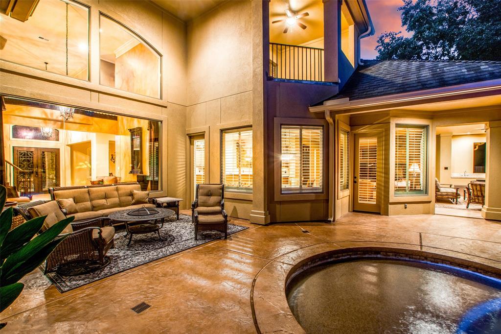 8115 2 Sunset Falls Court, Spring, Texas 77379, 5 Bedrooms Bedrooms, 14 Rooms Rooms,5 BathroomsBathrooms,Single-family,For Sale,Sunset Falls,61792498
