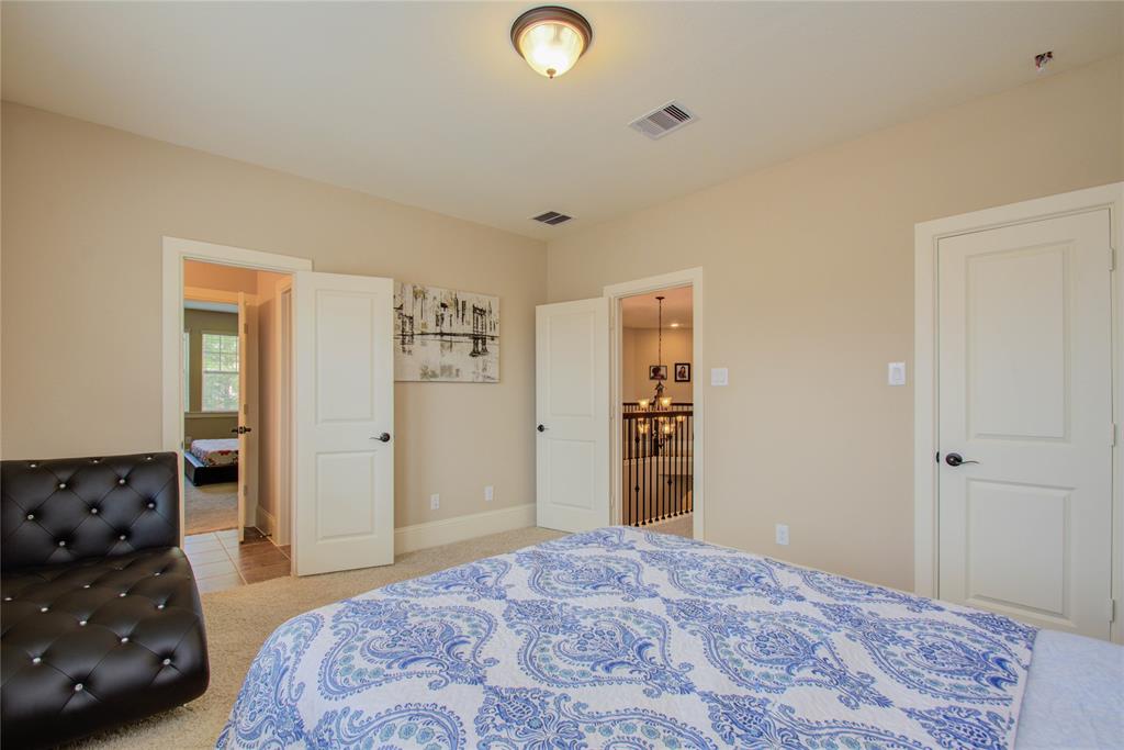 802 2 Arden Oaks Drive, Sugar Land, Texas 77479, 5 Bedrooms Bedrooms, 9 Rooms Rooms,4 BathroomsBathrooms,Single-family,For Sale,Arden Oaks,57942432