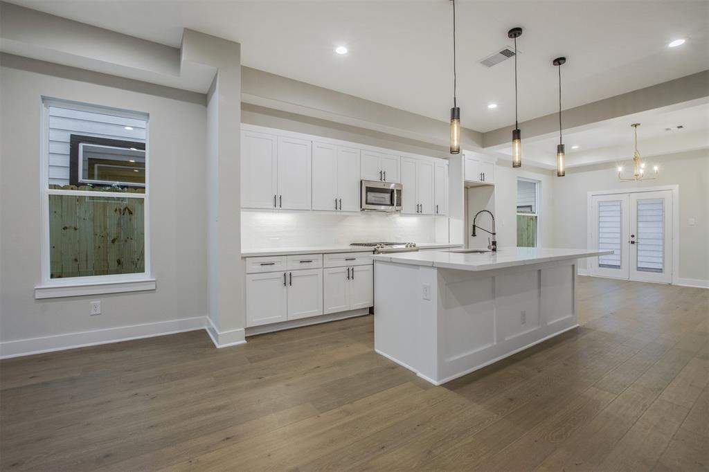 3438 2 Hadley Street, Houston, Texas 77004, 3 Bedrooms Bedrooms, 3 Rooms Rooms,2 BathroomsBathrooms,Single-family,For Sale,Hadley Street,61246971
