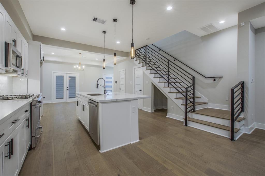 3438 2 Hadley Street, Houston, Texas 77004, 3 Bedrooms Bedrooms, 3 Rooms Rooms,2 BathroomsBathrooms,Single-family,For Sale,Hadley Street,61246971