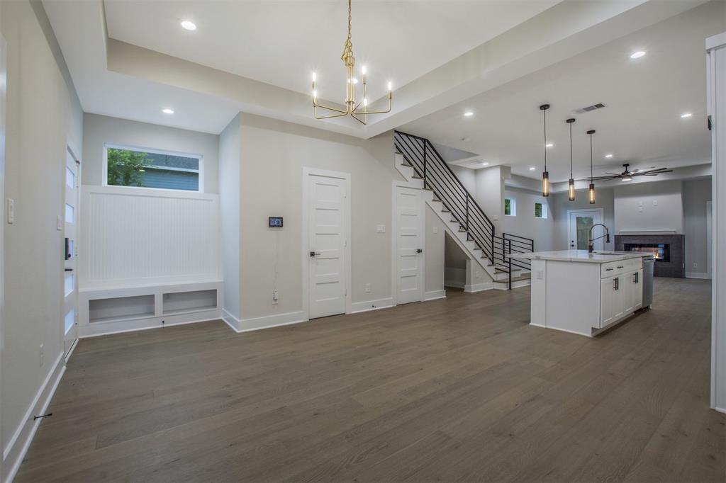 3438 2 Hadley Street, Houston, Texas 77004, 3 Bedrooms Bedrooms, 3 Rooms Rooms,2 BathroomsBathrooms,Single-family,For Sale,Hadley Street,61246971