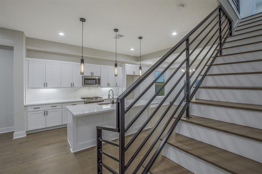3438 2 Hadley Street, Houston, Texas 77004, 3 Bedrooms Bedrooms, 3 Rooms Rooms,2 BathroomsBathrooms,Single-family,For Sale,Hadley Street,61246971