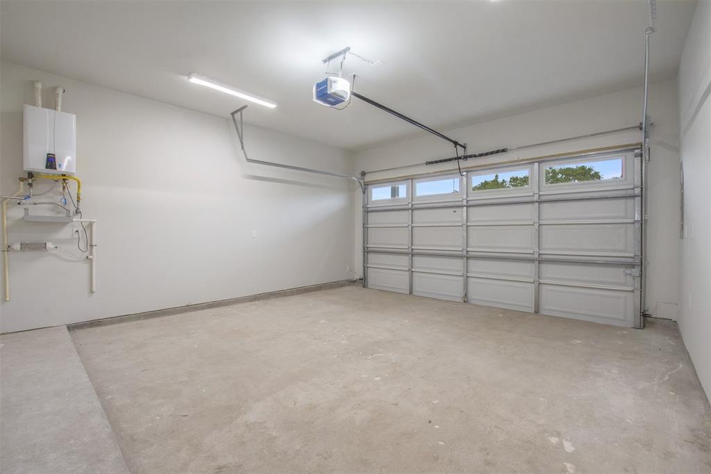 3438 2 Hadley Street, Houston, Texas 77004, 3 Bedrooms Bedrooms, 3 Rooms Rooms,2 BathroomsBathrooms,Single-family,For Sale,Hadley Street,61246971