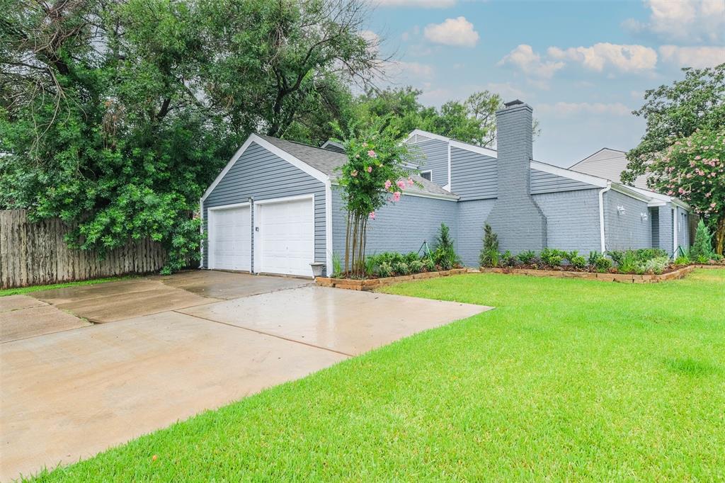 11903 2 Waldemar Drive, Houston, Texas 77077, 3 Bedrooms Bedrooms, 7 Rooms Rooms,2 BathroomsBathrooms,Single-family,For Sale,Waldemar,6577149