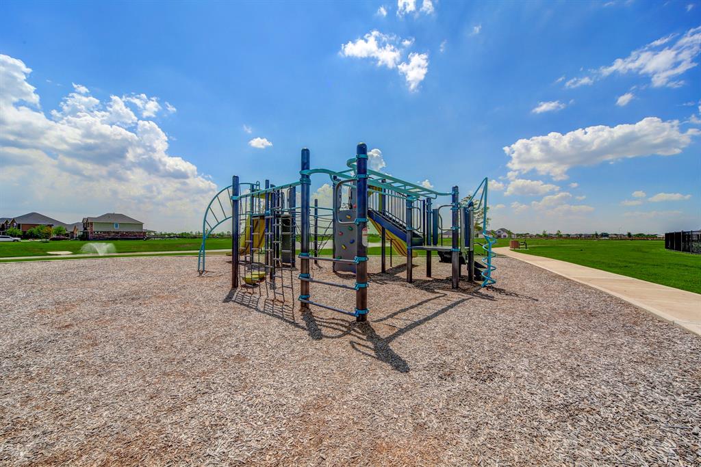 2303 1 Vanessa Cay Lane, La Porte, Texas 77571, 3 Bedrooms Bedrooms, 9 Rooms Rooms,2 BathroomsBathrooms,Single-family,For Sale,Vanessa Cay,52426525