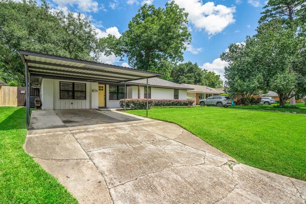 2214 1 Gardenia Drive, Houston, Texas 77018, 3 Bedrooms Bedrooms, 9 Rooms Rooms,2 BathroomsBathrooms,Single-family,For Sale,Gardenia,14887901