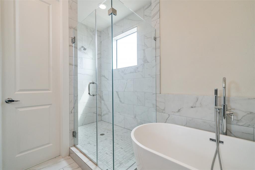 1023 3 Green Kensington Drive, Houston, Texas 77008, 3 Bedrooms Bedrooms, 3 Rooms Rooms,3 BathroomsBathrooms,Single-family,For Sale,Green Kensington,78822130
