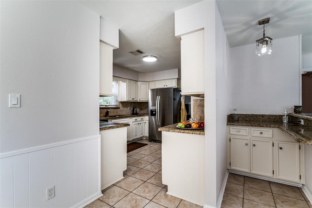 2727 2 Triway Lane, Houston, Texas 77043, 4 Bedrooms Bedrooms, 7 Rooms Rooms,2 BathroomsBathrooms,Single-family,For Sale,Triway,77358154