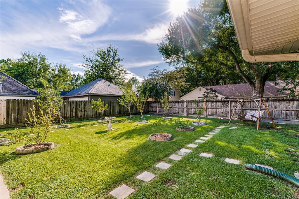 2727 2 Triway Lane, Houston, Texas 77043, 4 Bedrooms Bedrooms, 7 Rooms Rooms,2 BathroomsBathrooms,Single-family,For Sale,Triway,77358154