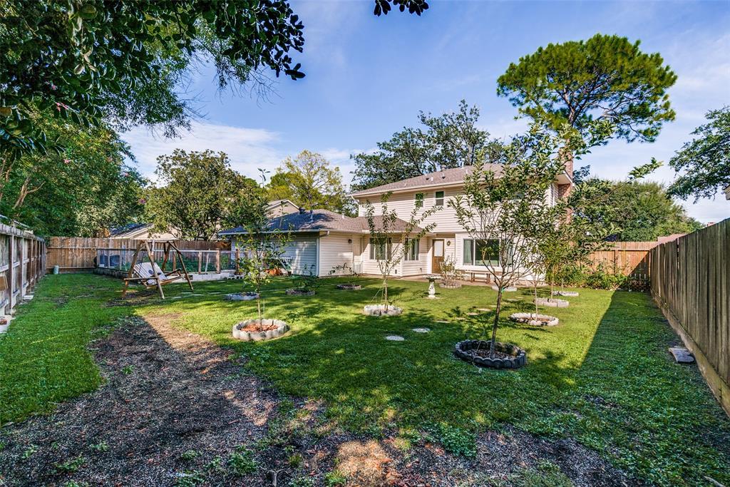 2727 2 Triway Lane, Houston, Texas 77043, 4 Bedrooms Bedrooms, 7 Rooms Rooms,2 BathroomsBathrooms,Single-family,For Sale,Triway,77358154
