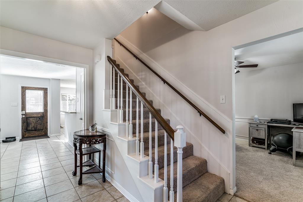2727 2 Triway Lane, Houston, Texas 77043, 4 Bedrooms Bedrooms, 7 Rooms Rooms,2 BathroomsBathrooms,Single-family,For Sale,Triway,77358154