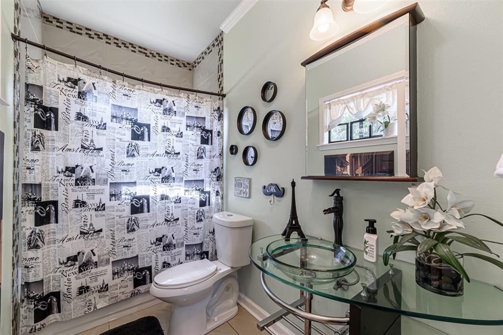 4515 2 Yale Street, Houston, Texas 77018, 3 Bedrooms Bedrooms, 3 Rooms Rooms,2 BathroomsBathrooms,Single-family,For Sale,Yale,66477292