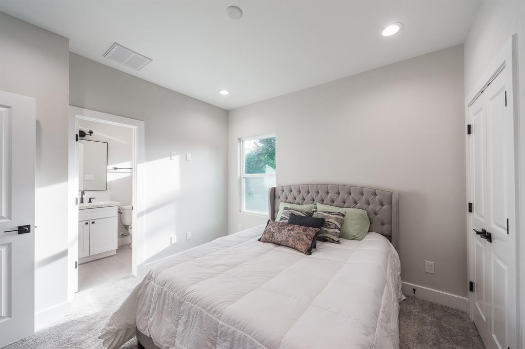 1439 3 25th Street, Houston, Texas 77008, 3 Bedrooms Bedrooms, 3 Rooms Rooms,3 BathroomsBathrooms,Single-family,For Sale,25th,76264048