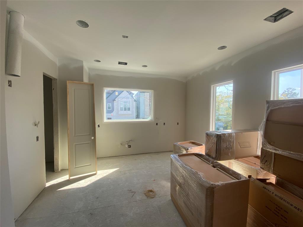 1439 3 25th Street, Houston, Texas 77008, 3 Bedrooms Bedrooms, 3 Rooms Rooms,3 BathroomsBathrooms,Single-family,For Sale,25th,76264048
