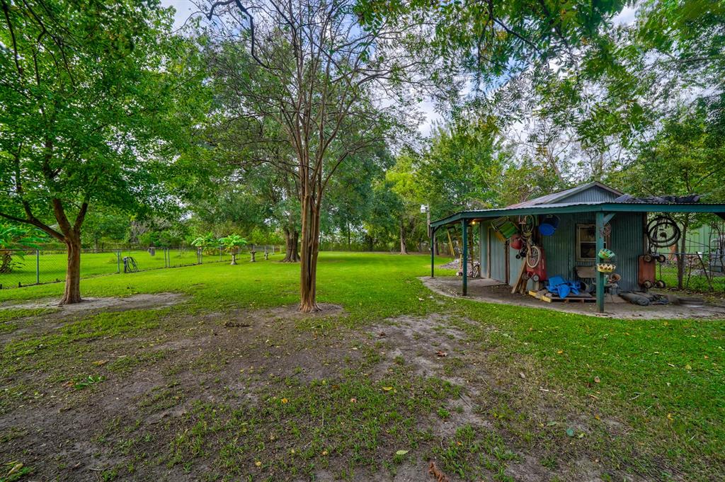 1503 1 Erwin Road, Houston, Texas 77039, 3 Bedrooms Bedrooms, 7 Rooms Rooms,2 BathroomsBathrooms,Single-family,For Sale,Erwin,26810871