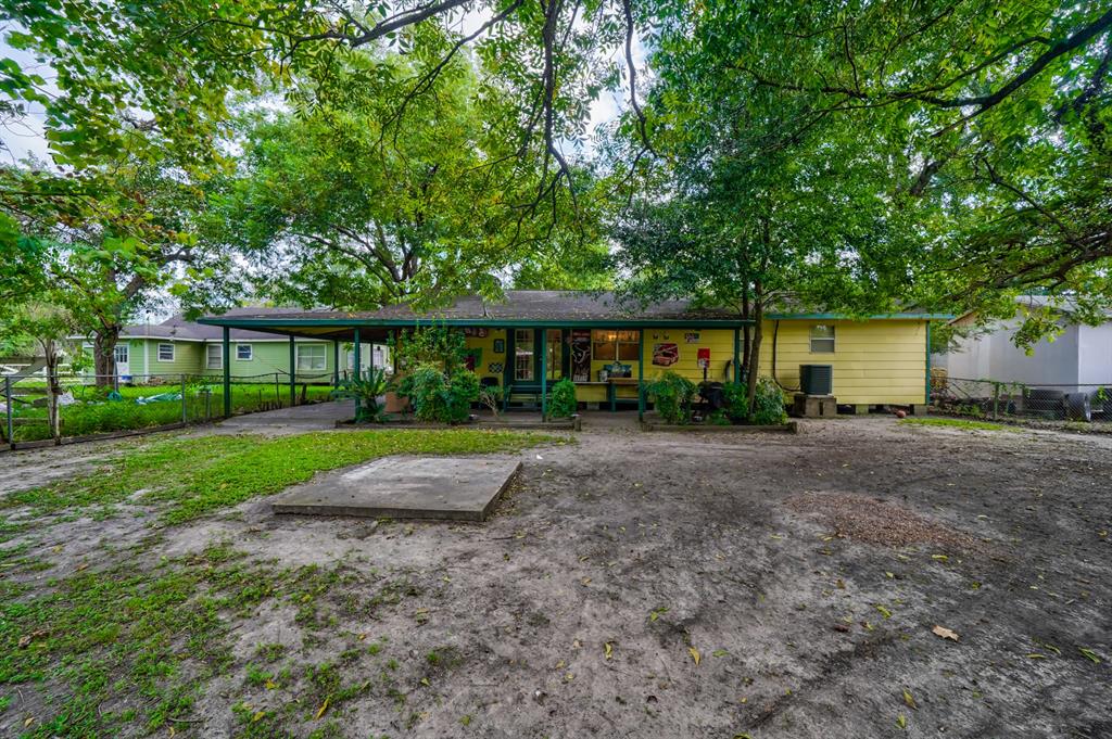 1503 1 Erwin Road, Houston, Texas 77039, 3 Bedrooms Bedrooms, 7 Rooms Rooms,2 BathroomsBathrooms,Single-family,For Sale,Erwin,26810871