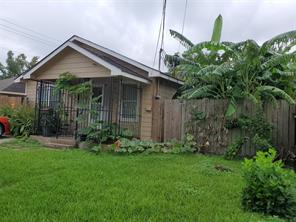 7828 Scott, Houston, TX 77051