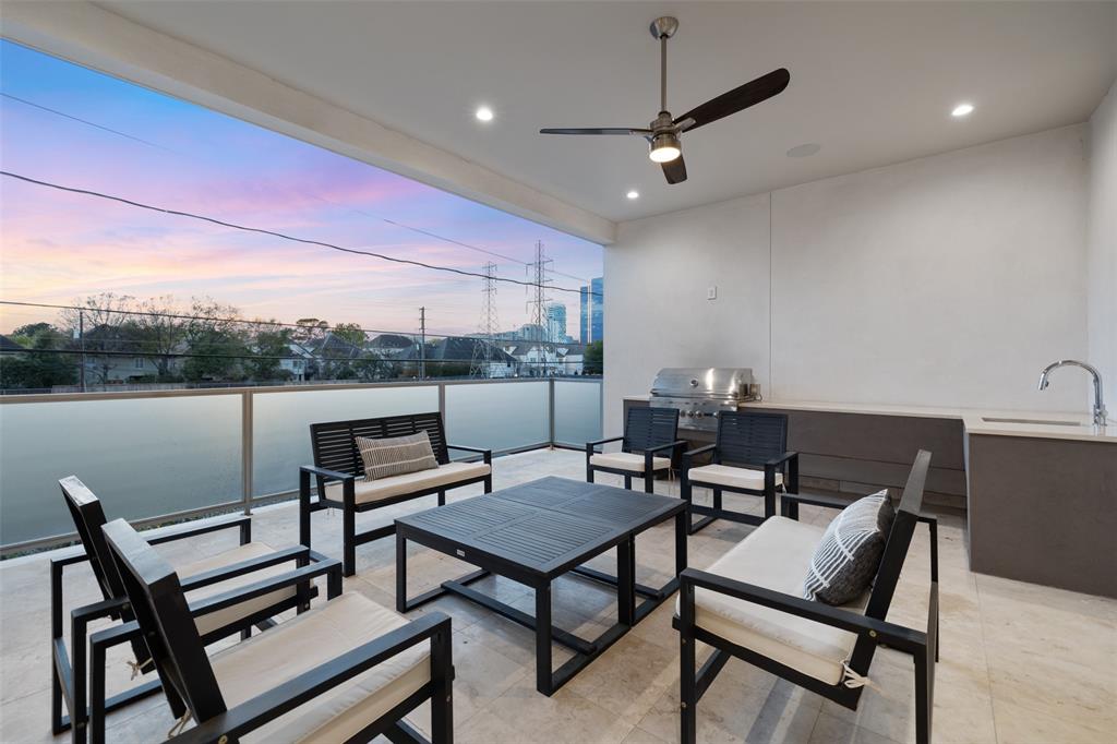 2904 3 Suffolk Drive, Houston, Texas 77027, 4 Bedrooms Bedrooms, 13 Rooms Rooms,4 BathroomsBathrooms,Single-family,For Sale,Suffolk,75808556