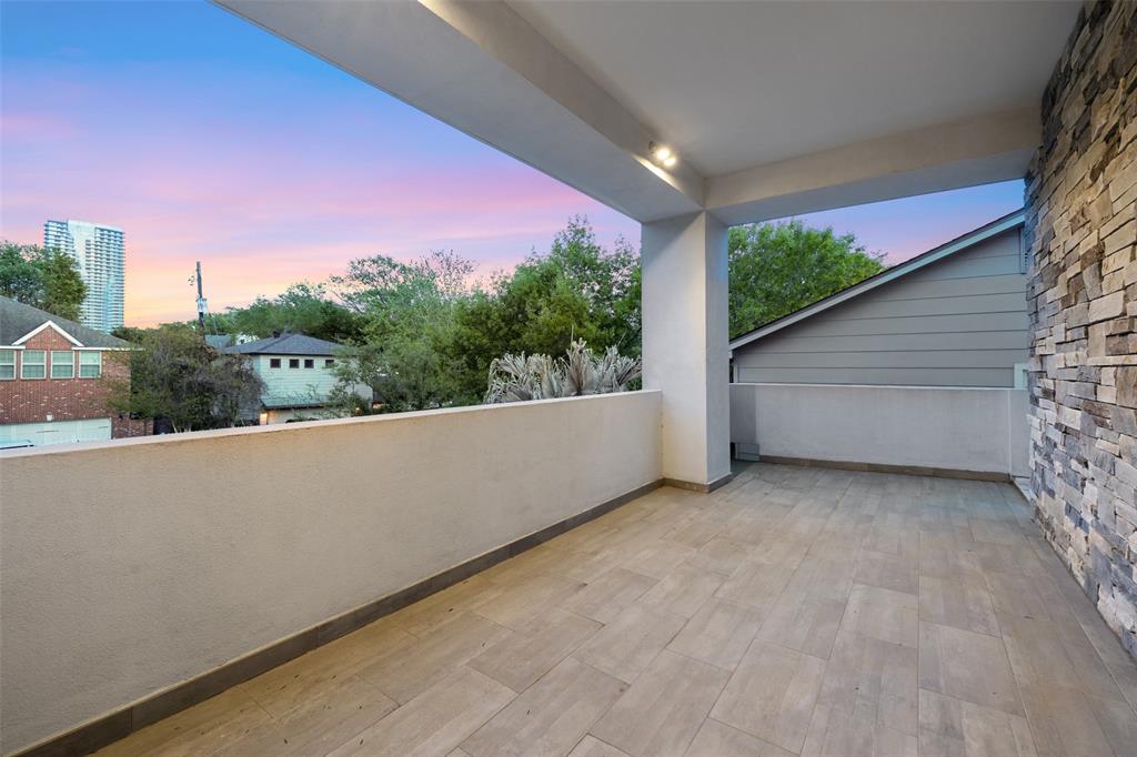 2904 3 Suffolk Drive, Houston, Texas 77027, 4 Bedrooms Bedrooms, 13 Rooms Rooms,4 BathroomsBathrooms,Single-family,For Sale,Suffolk,75808556