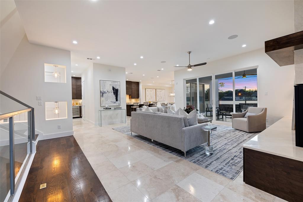 2904 3 Suffolk Drive, Houston, Texas 77027, 4 Bedrooms Bedrooms, 13 Rooms Rooms,4 BathroomsBathrooms,Single-family,For Sale,Suffolk,75808556