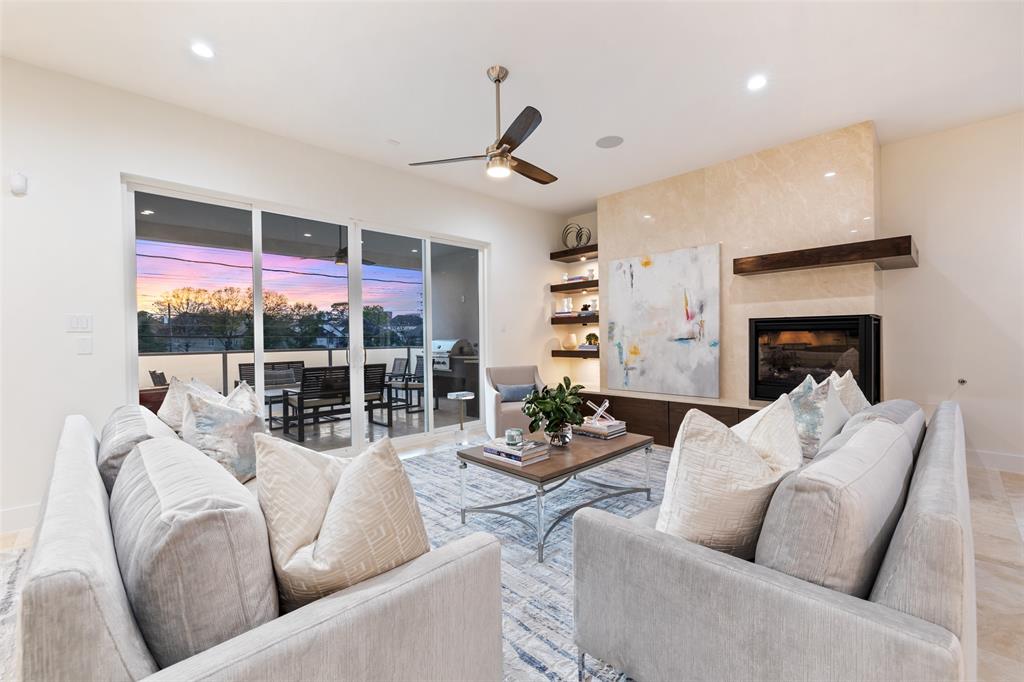 2904 3 Suffolk Drive, Houston, Texas 77027, 4 Bedrooms Bedrooms, 13 Rooms Rooms,4 BathroomsBathrooms,Single-family,For Sale,Suffolk,75808556