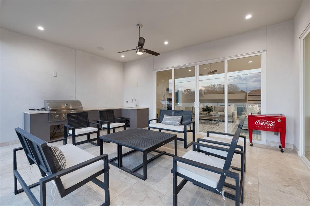 2904 3 Suffolk Drive, Houston, Texas 77027, 4 Bedrooms Bedrooms, 13 Rooms Rooms,4 BathroomsBathrooms,Single-family,For Sale,Suffolk,75808556