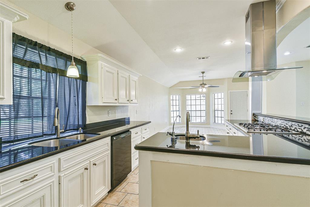 1216 1 Avenue H, South Houston, Texas 77587, 3 Bedrooms Bedrooms, 5 Rooms Rooms,2 BathroomsBathrooms,Single-family,For Sale,Avenue H,54660703