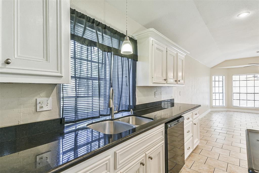 1216 1 Avenue H, South Houston, Texas 77587, 3 Bedrooms Bedrooms, 5 Rooms Rooms,2 BathroomsBathrooms,Single-family,For Sale,Avenue H,54660703