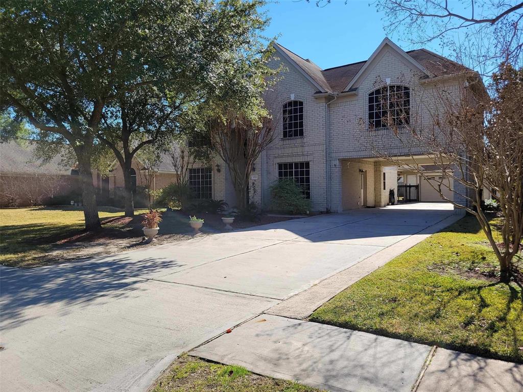 10322 2 Laurel Branch Drive, Houston, Texas 77064, 5 Bedrooms Bedrooms, 11 Rooms Rooms,2 BathroomsBathrooms,Single-family,For Sale,Laurel Branch,50815888