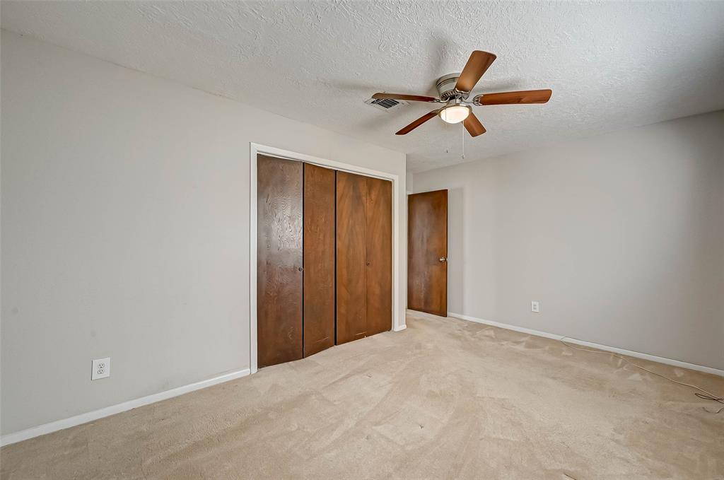 4012 1 Chile Drive, Pasadena, Texas 77504, 4 Bedrooms Bedrooms, 10 Rooms Rooms,3 BathroomsBathrooms,Single-family,For Sale,Chile,80986286