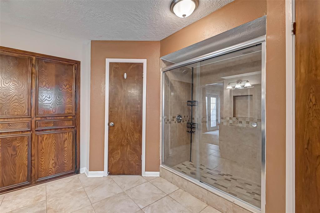 4012 1 Chile Drive, Pasadena, Texas 77504, 4 Bedrooms Bedrooms, 10 Rooms Rooms,3 BathroomsBathrooms,Single-family,For Sale,Chile,80986286