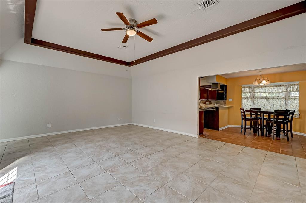 4012 1 Chile Drive, Pasadena, Texas 77504, 4 Bedrooms Bedrooms, 10 Rooms Rooms,3 BathroomsBathrooms,Single-family,For Sale,Chile,80986286