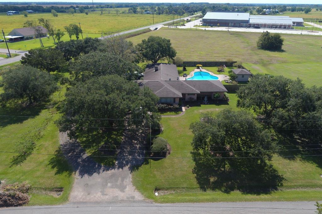 5415 1 1st Street, Danbury, Texas 77534, 4 Bedrooms Bedrooms, 9 Rooms Rooms,2 BathroomsBathrooms,Single-family,For Sale,1st,8754379