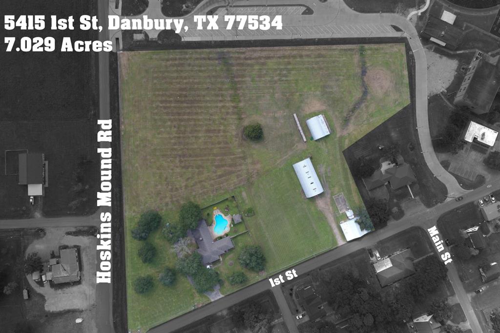 5415 1 1st Street, Danbury, Texas 77534, 4 Bedrooms Bedrooms, 9 Rooms Rooms,2 BathroomsBathrooms,Single-family,For Sale,1st,8754379