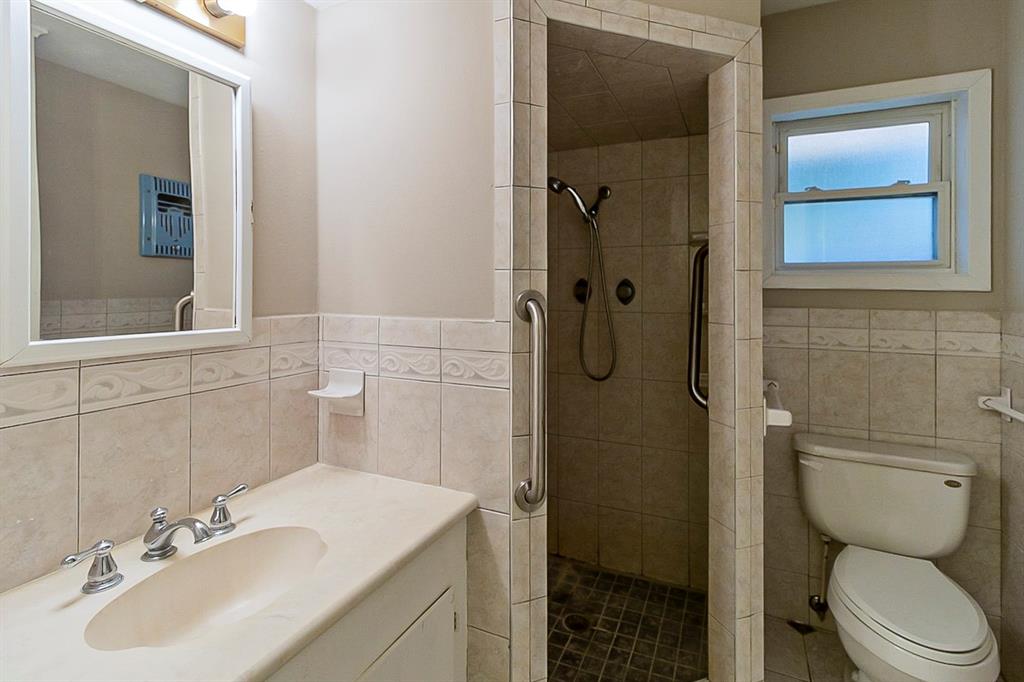 11511 1 Endicott Lane, Houston, Texas 77035, 3 Bedrooms Bedrooms, 3 Rooms Rooms,2 BathroomsBathrooms,Single-family,For Sale,Endicott,54118730