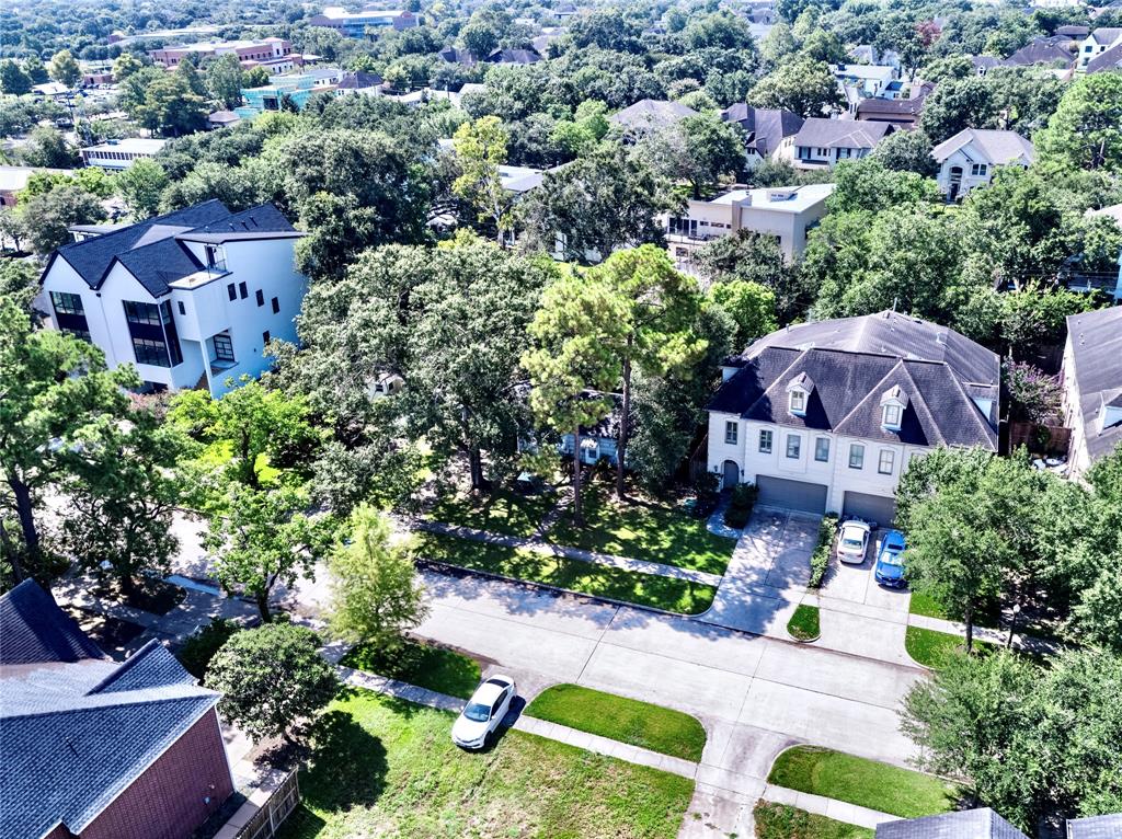 4031 1 Lanark Lane, Houston, Texas 77025, 2 Bedrooms Bedrooms, 2 Rooms Rooms,1 BathroomBathrooms,Single-family,For Sale,Lanark,6120499