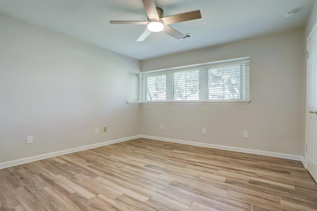 5859 2 Braesheather Drive, Houston, Texas 77096, 5 Bedrooms Bedrooms, 10 Rooms Rooms,3 BathroomsBathrooms,Single-family,For Sale,Braesheather,68164015